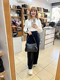 Çok Gözlü Yumuşak ve Hafif Yapılı Çift Askılı Omuz ve Çapraz Çanta Siyah Victoria Deri (30x24 cm)